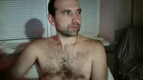 Snapshot of nikolas_vaz chatting on December 30, 12:11 am nikolas_vaz online show from December 30, 12:11 am