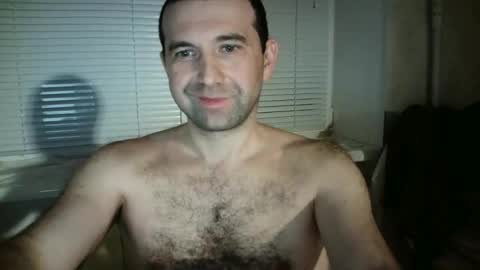 Snapshot of nikolas_vaz chatting on December 17, 9:32 pm nikolas_vaz online show from December 17, 9:32 pm