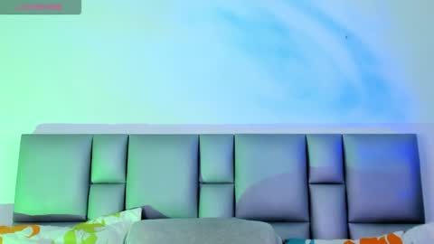    online show from March 22, 1:53 am