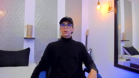Snapshot of nikolay_gregori chatting on January 1, 3:45 am online show from January 1, 3:45 am
