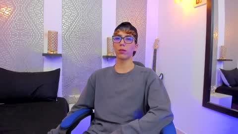 Snapshot of nikolay_gregori chatting on January 3, 4:00 am online show from January 3, 4:00 am