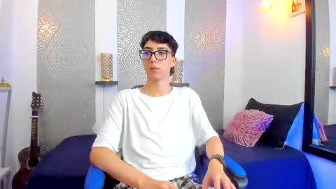 Snapshot of nikolay_gregori chatting on February 9, 7:05 am online show from February 9, 7:05 am