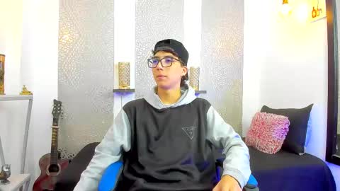 Snapshot of nikolay_gregori chatting on March 2, 3:45 am online show from March 2, 3:45 am