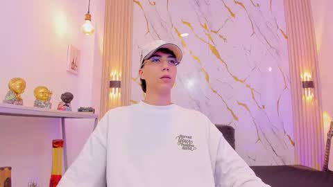    online show from March 25, 4:18 am