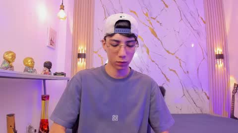    online show from April 5, 4:20 am