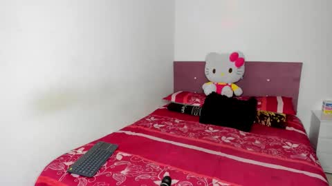 Nikole online show from February 1, 5:17 am