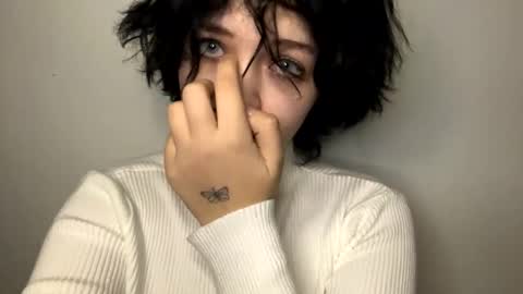 Snapshot of nikoli_naw chatting on January 8, 7:03 pm nikoli_naw online show from January 8, 7:03 pm