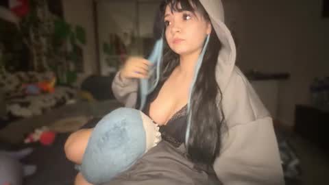 Snapshot of nikoli_naw chatting on December 2, 10:27 pm nikoli_naw online show from December 2, 10:27 pm