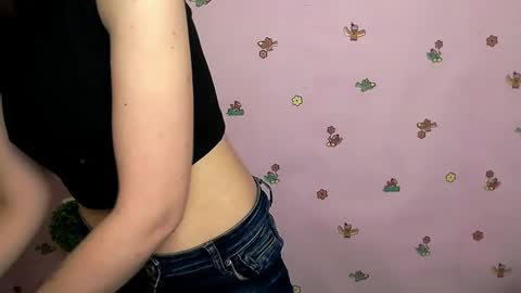 Snapshot of nikolleta_m chatting on October 28, 1:03 pm Nikolleta online show from October 28, 1:03 pm