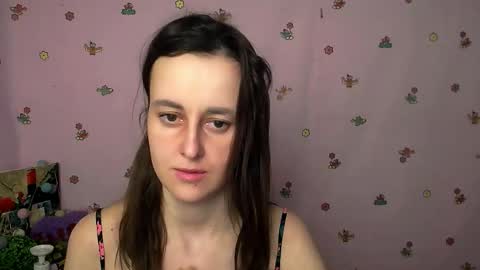 Snapshot of nikolleta_m chatting on December 5, 9:18 am Nikolleta online show from December 5, 9:18 am