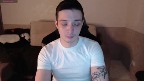 Snapshot of nikolos_vise chatting on January 31, 5:53 pm Nikolos online show from January 31, 5:53 pm