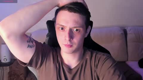 Snapshot of nikolos_vise chatting on February 11, 4:56 pm Nikolos online show from February 11, 4:56 pm