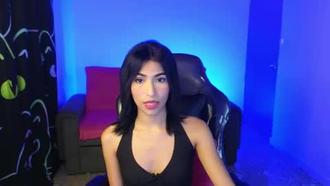 Snapshot of nikolwalter chatting on May 7, 2:39 am nikolwalter online show from May 7, 2:39 am