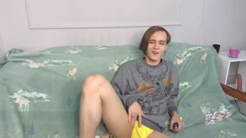 Snapshot of nikompell chatting on January 7, 1:38 am niko online show from January 7, 1:38 am