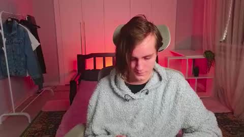 Snapshot of nikompell chatting on March 7, 5:08 am niko online show from March 7, 5:08 am