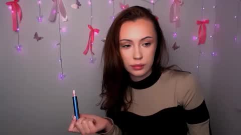 nikonara_ online show from February 13, 3:08 pm