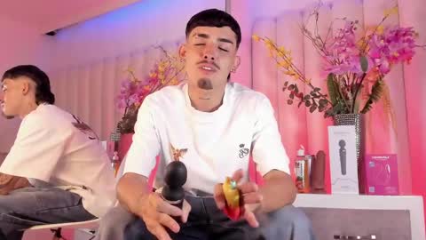 Niko Stone online show from April 16, 2:12 am