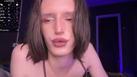 Snapshot of niky_long chatting on July 3, 11:49 am Niky online show from July 3, 11:49 am