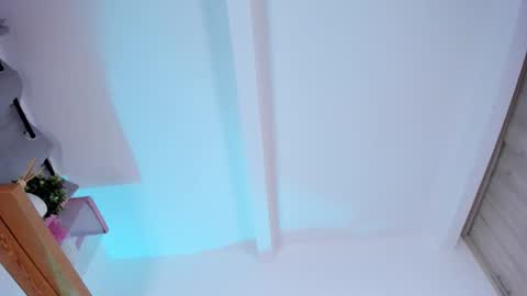 niky_vega1 online show from March 25, 10:49 pm