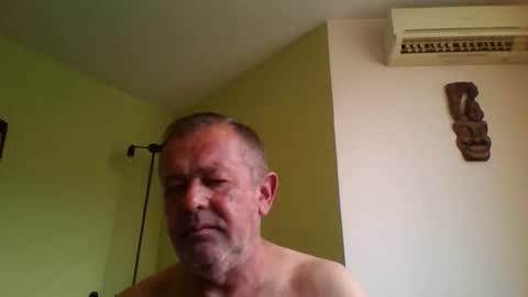 Snapshot of nikyo419 chatting on May 9, 6:51 am nikyo419 online show from May 9, 6:51 am