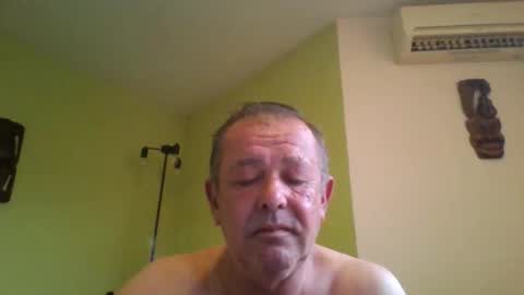 Snapshot of nikyo419 chatting on May 20, 3:34 am nikyo419 online show from May 20, 3:34 am
