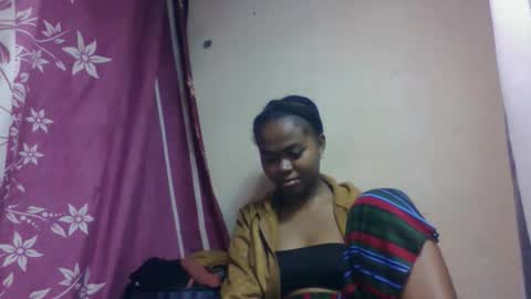 Snapshot of nilahmarie chatting on September 18, 6:32 pm nilah online show from September 18, 6:32 pm