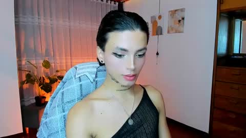 Nilam online show from June 3, 11:32 pm