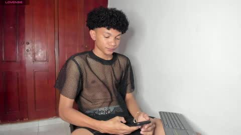 Snapshot of nilx_moon09 chatting on January 31, 3:09 am Nilx Jhon and Addam online show from January 31, 3:09 am