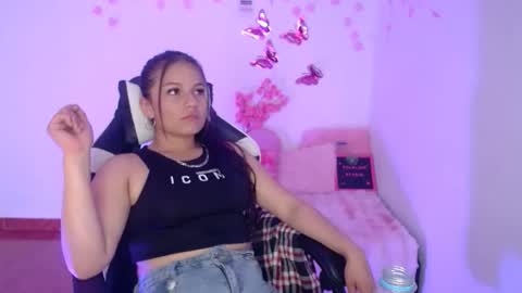 Snapshot of nina__666 chatting on November 29, 2:09 pm nina__666 online show from November 29, 2:09 pm