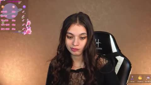 Snapshot of nina_fierce chatting on November 6, 3:29 am Ketrin online show from November 6, 3:29 am