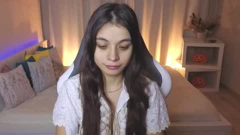 Snapshot of nina_fierce chatting on November 14, 2:43 am Ketrin online show from November 14, 2:43 am