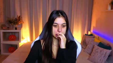 Snapshot of nina_fierce chatting on November 22, 2:43 am Ketrin online show from November 22, 2:43 am