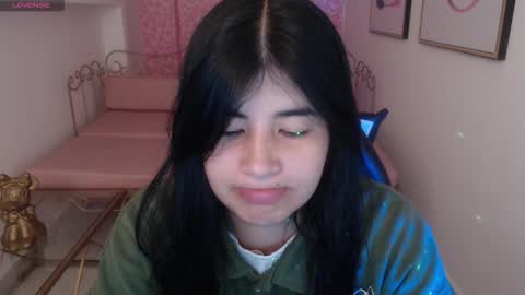 Nina online show from February 3, 1:05 pm