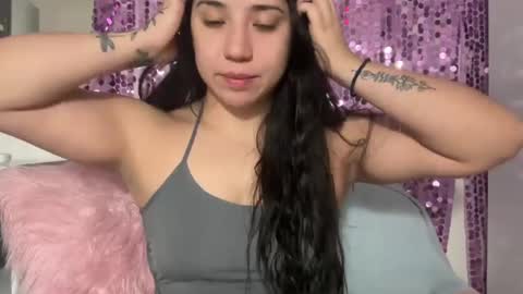 Snapshot of nina_lovez chatting on January 8, 4:44 pm nina_lovez online show from January 8, 4:44 pm