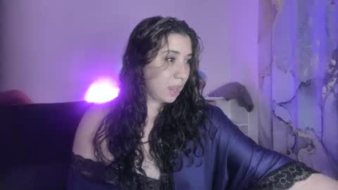 Snapshot of nina_lovez chatting on October 20, 1:06 am nina_lovez online show from October 20, 1:06 am