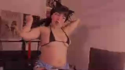 nina_new_ online show from July 13, 11:40 pm