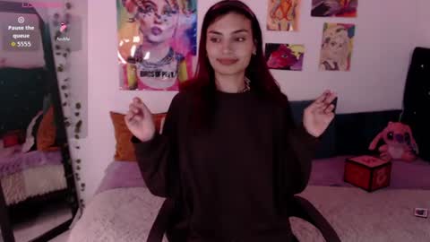 Snapshot of nina_paige chatting on August 4, 6:38 am nina online show from August 4, 6:38 am