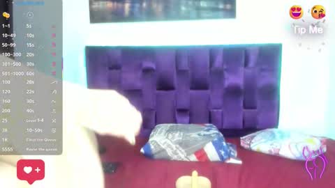 Snapshot of nina_vergara chatting on February 14, 1:35 am nina_vergara online show from February 14, 1:35 am