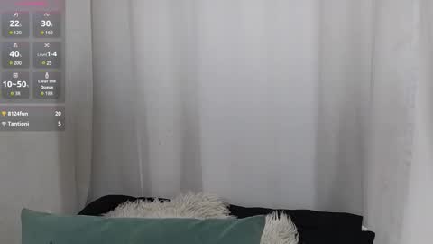 Ninaa fox online show from November 7, 4:40 pm