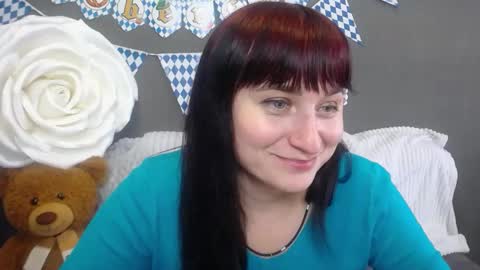 ninaflawlees online show from October 4, 12:03 pm