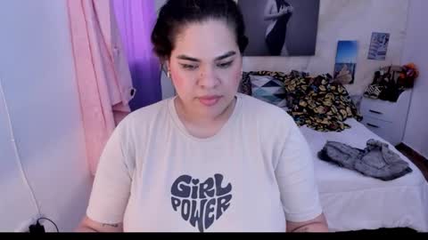 NinaFuentes online show from February 11, 9:09 pm