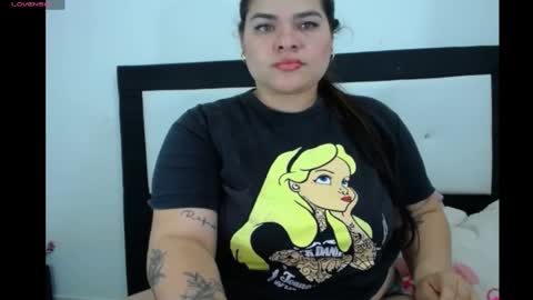 NinaFuentes online show from May 30, 11:24 pm