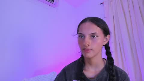 ninahtx online show from April 12, 10:04 pm