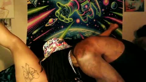 Snapshot of ninakhalifa chatting on February 6, 12:22 am ninakhalifa online show from February 6, 12:22 am