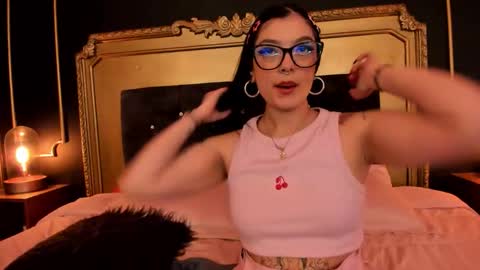 Snapshot of ninalustt chatting on February 25, 7:23 pm Nina online show from February 25, 7:23 pm