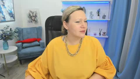 ninastarle online show from April 8, 4:23 am