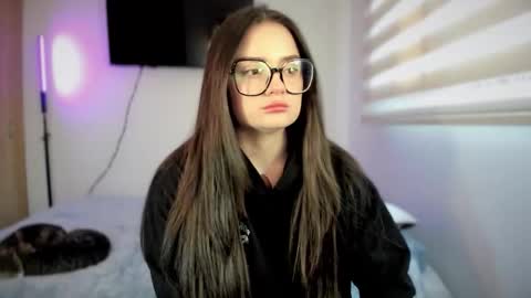 ninavolkov online show from February 18, 10:17 pm