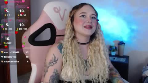 Snapshot of ninaxxstorm chatting on October 29, 10:33 pm Nina online show from October 29, 10:33 pm