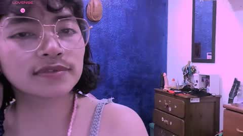 Nina online show from December 22, 4:59 pm