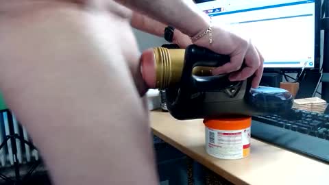 ninetynine_99 online show from April 9, 3:39 pm